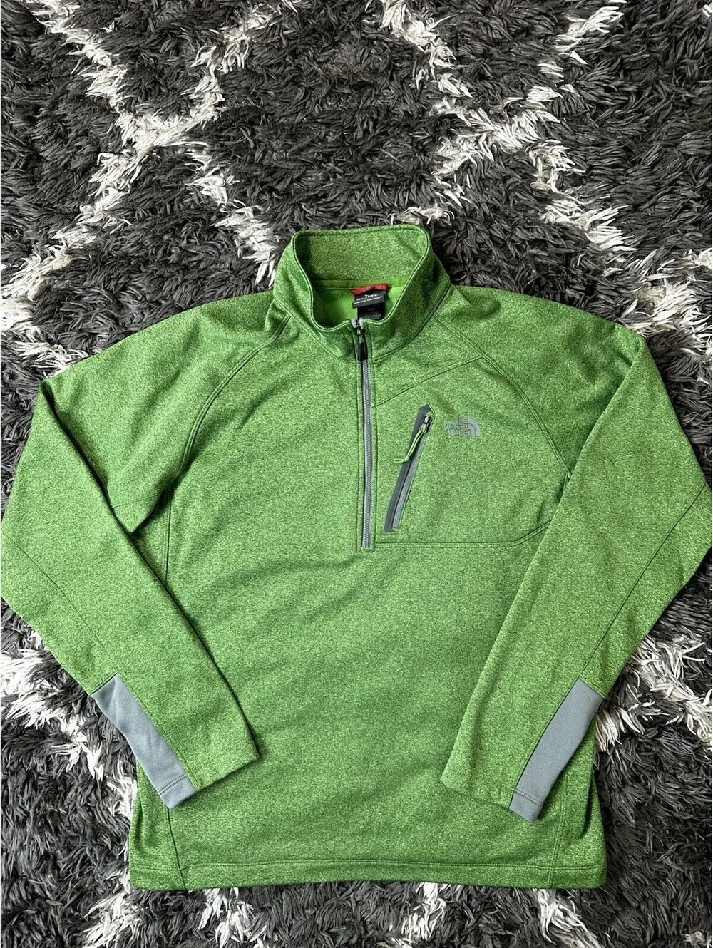 The North Face Mens L Green Heathered 1/4 Zip Fleece Pullover Sweater